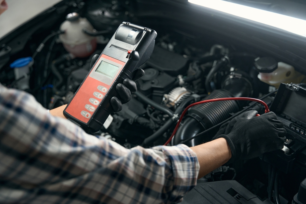 Detaillierte Fahrzeugprüfung für exakte Restwert-Ermittlung bei Motorschaden Detaillierte Fahrzeugprüfung für exakte Restwert-Ermittlung bei Motorschaden